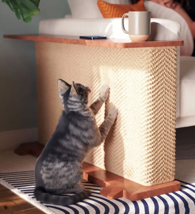 CAT-E-CORNER