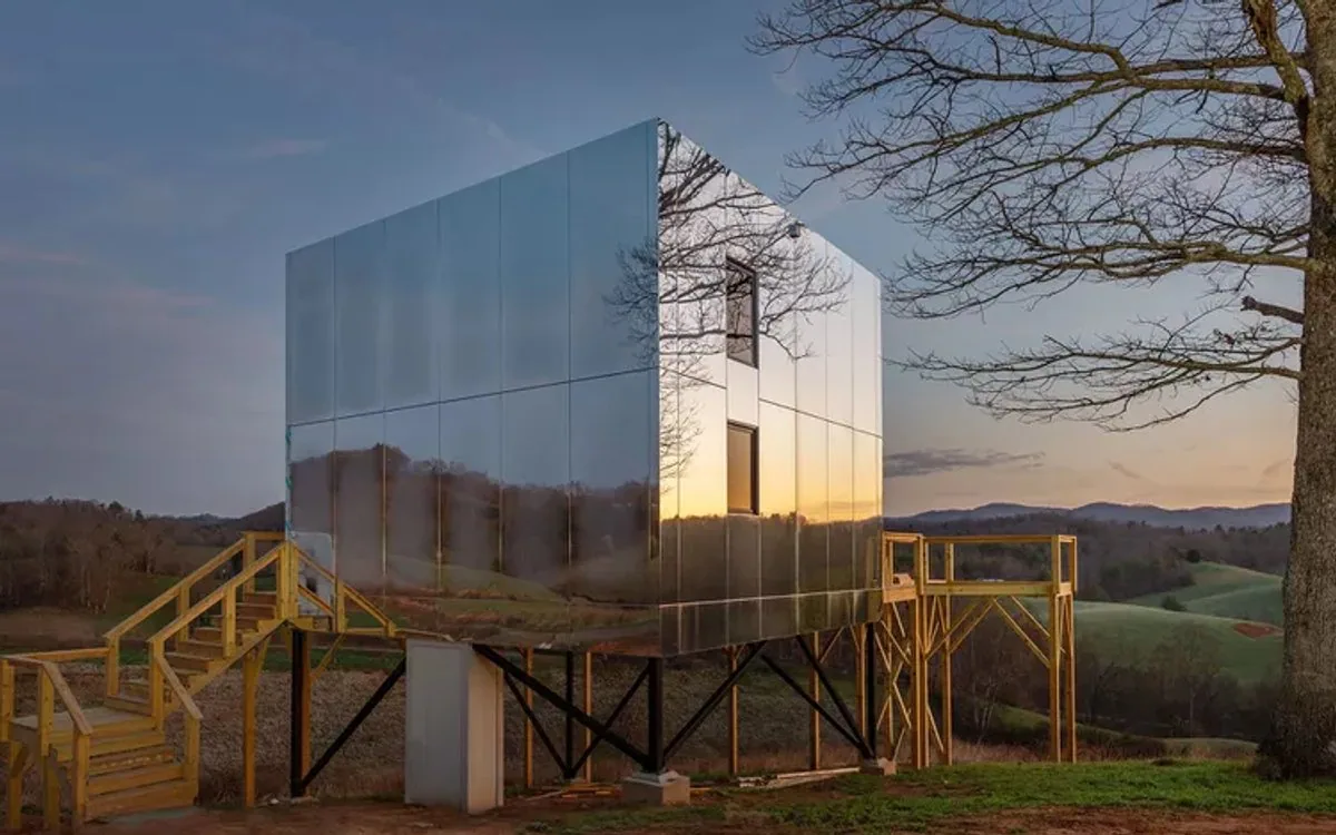 Mirror Hotels