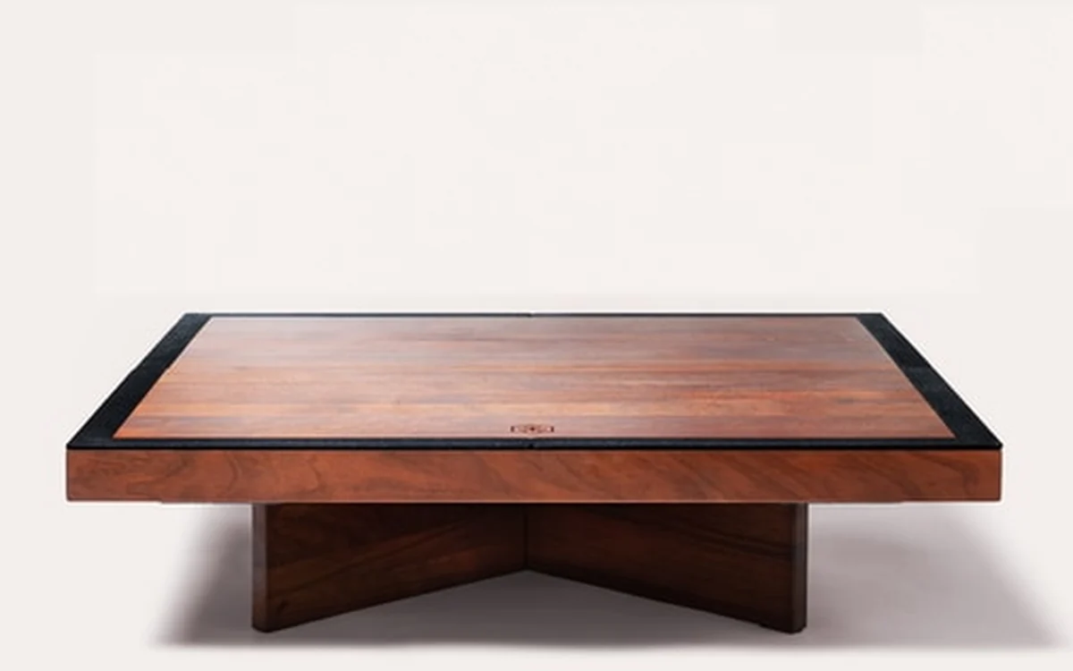 TABLETOP TABLE