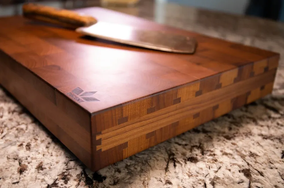 THE DECENT BUTCHER BLOCK